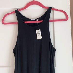 Casual ruched black dress